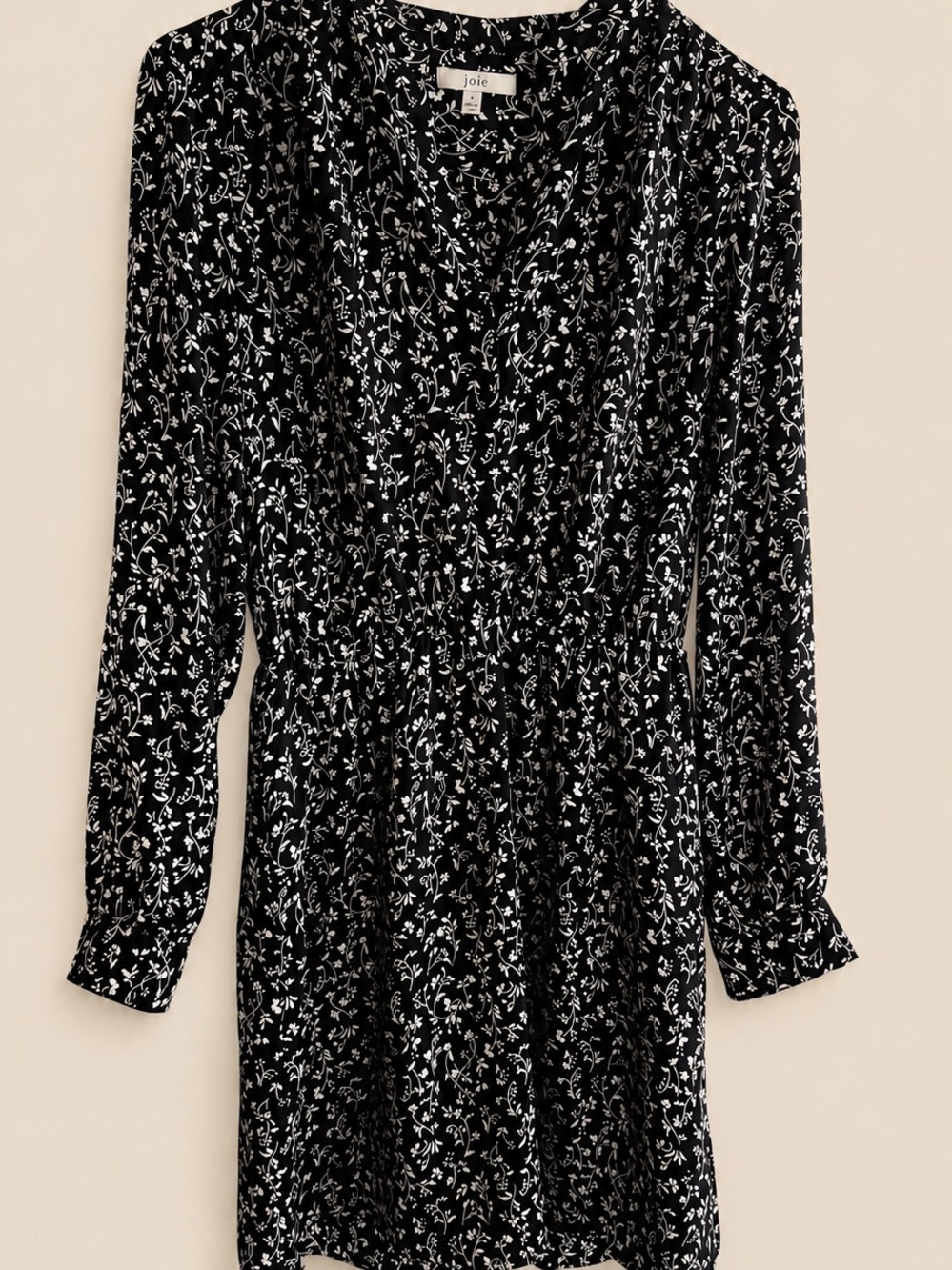 Joie Black and White Floral V-Neck Long Sleeve Dress